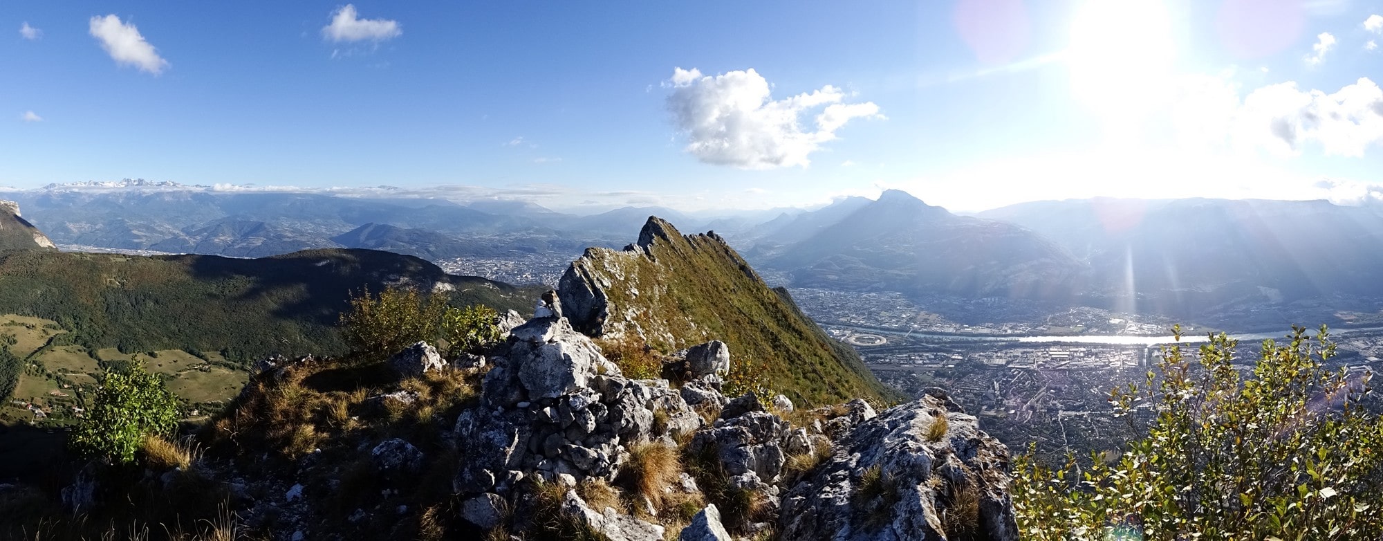 Panorama du Néron et de Grenoble en arrière plan